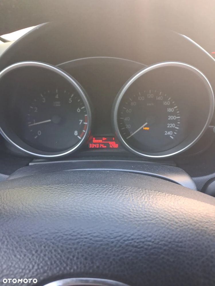 Mazda 5 2.0 Navi + - 9