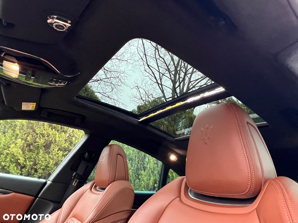 Maserati Levante - 16