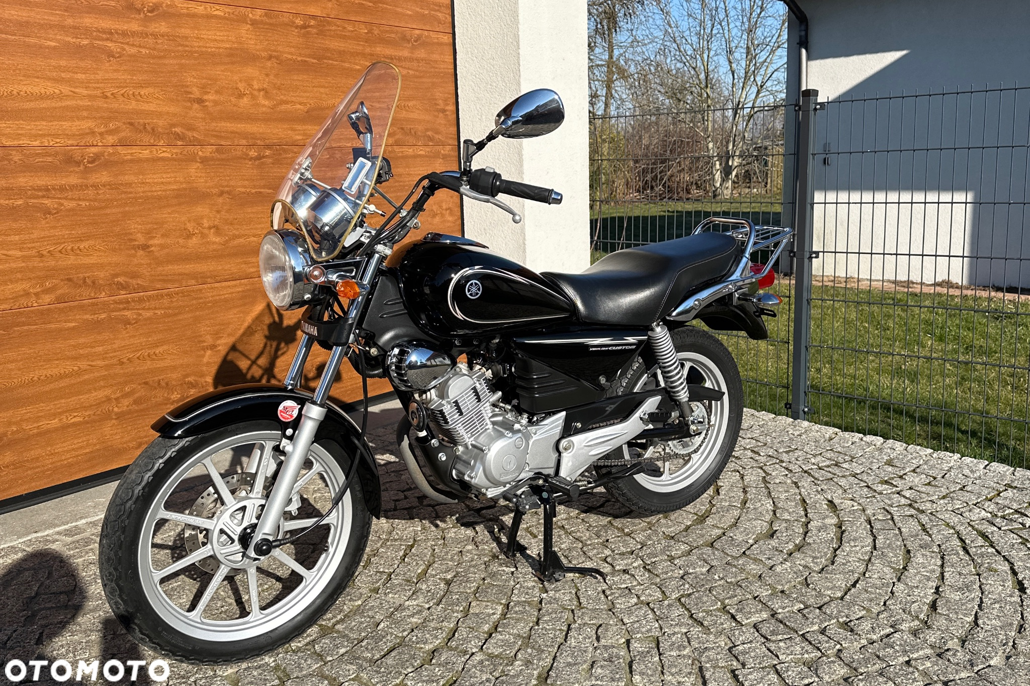 Yamaha YBR - 18