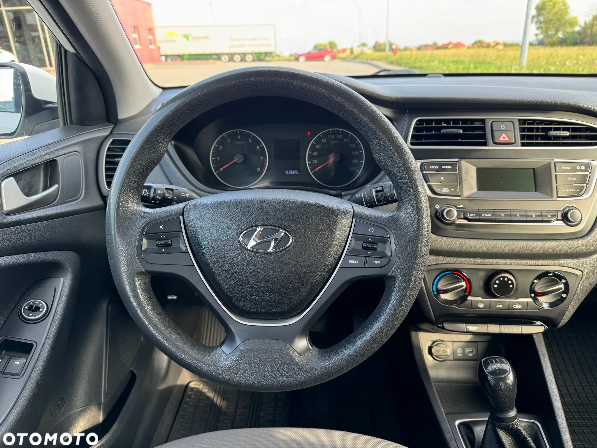 Hyundai i20 - 16