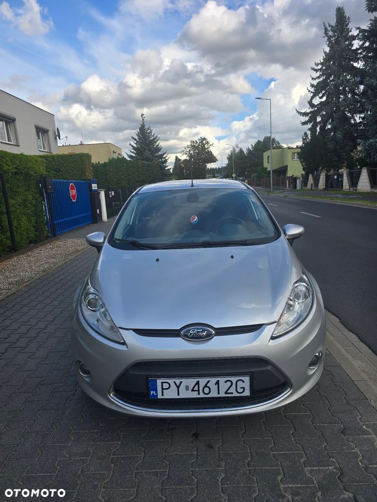 Ford Fiesta 1.6 TDCi DPF Titanium - 1