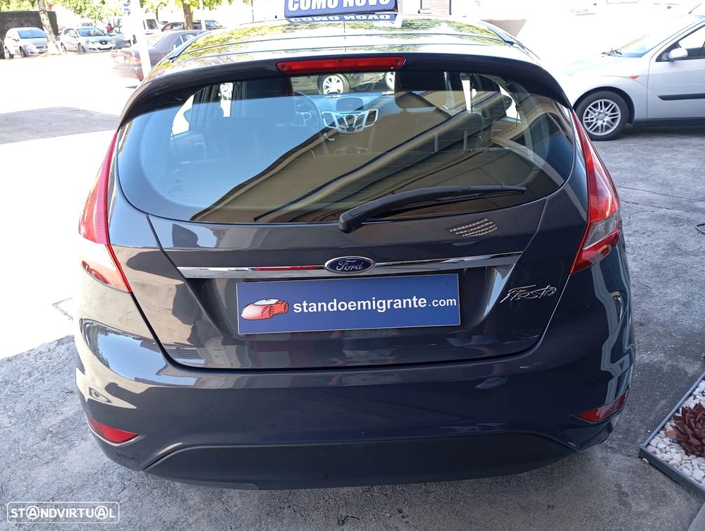 Ford Fiesta 1.4 TDCi Ghia - 4