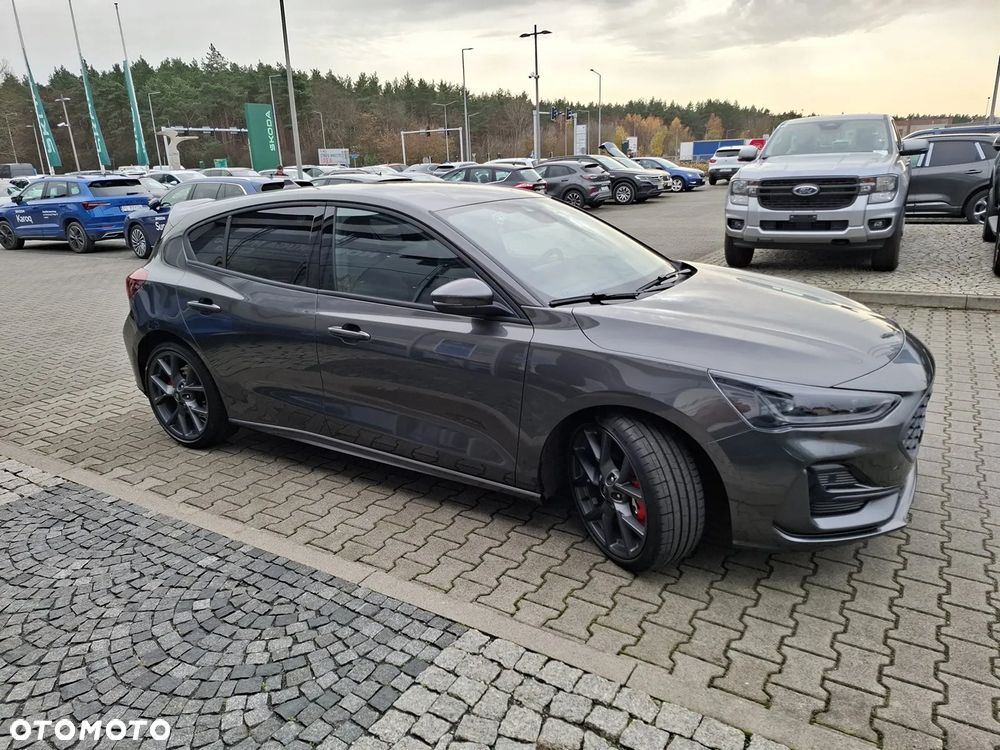 Ford Focus 2.3 EcoBoost ST X - 8