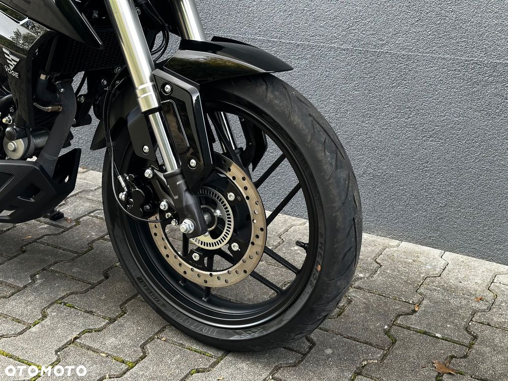 VOGE R125 - 24