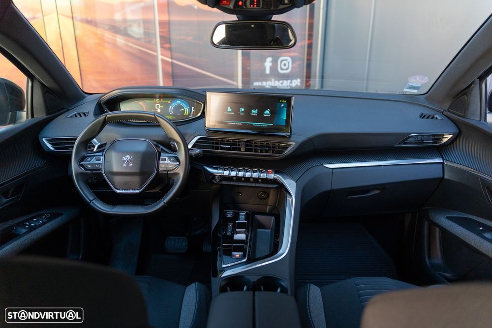 Peugeot 3008 1.6 Hybrid Allure e-EAT8 - 18