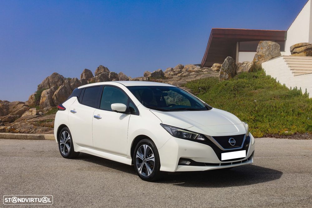 Nissan Leaf - 2