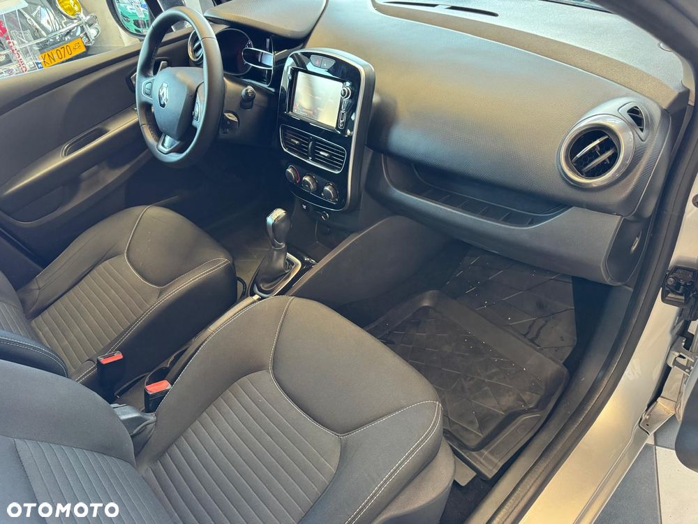 Renault Clio ENERGY TCe 120 EDC LIMITED 2018 - 19