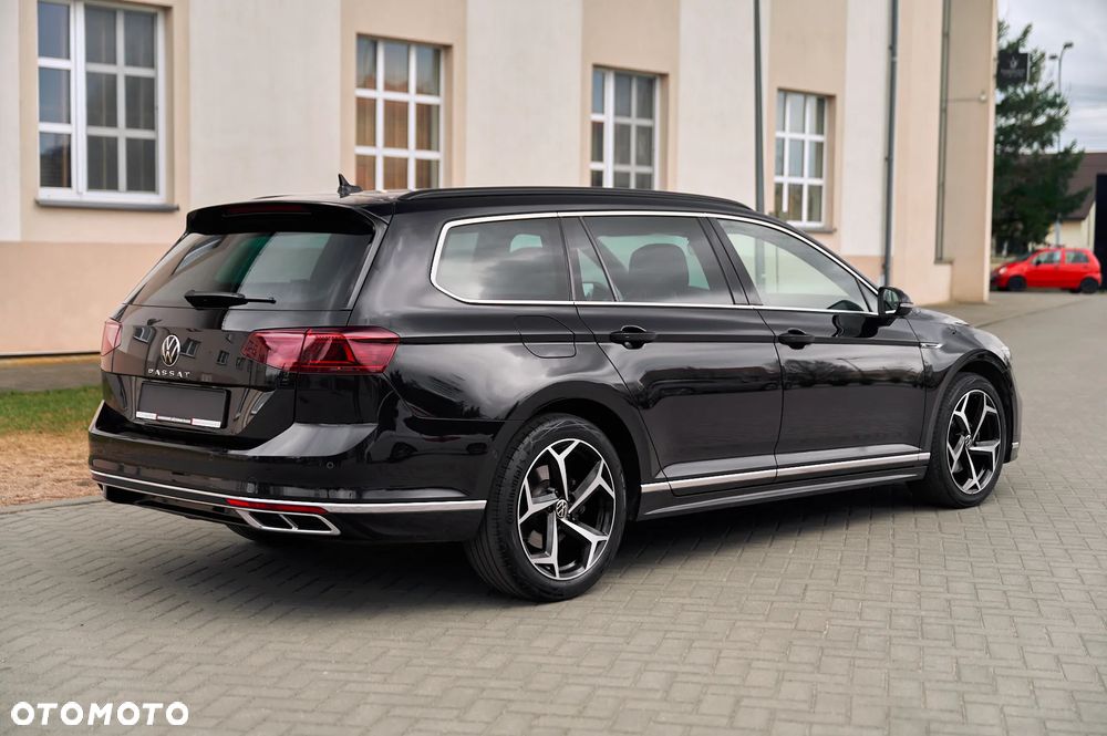 Volkswagen Passat 2.0 TDI SCR DSG Highline - 12