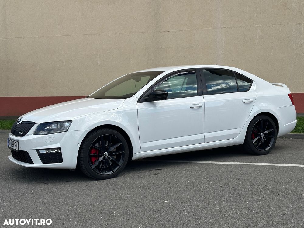 Skoda Octavia 2.0 TDI DSG RS - 2
