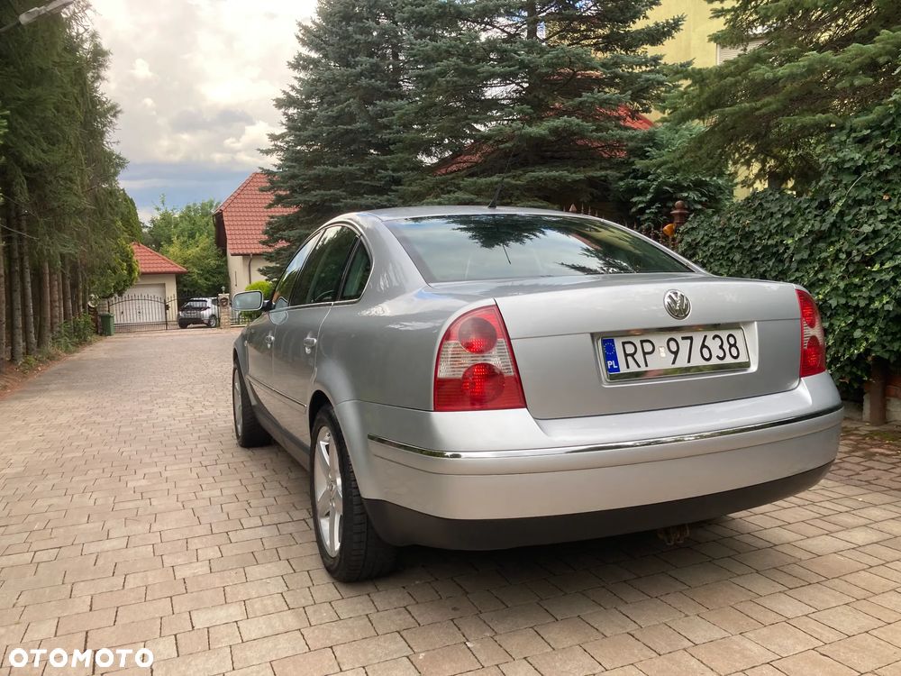Volkswagen Passat 1.8T Highline Tiptr - 10