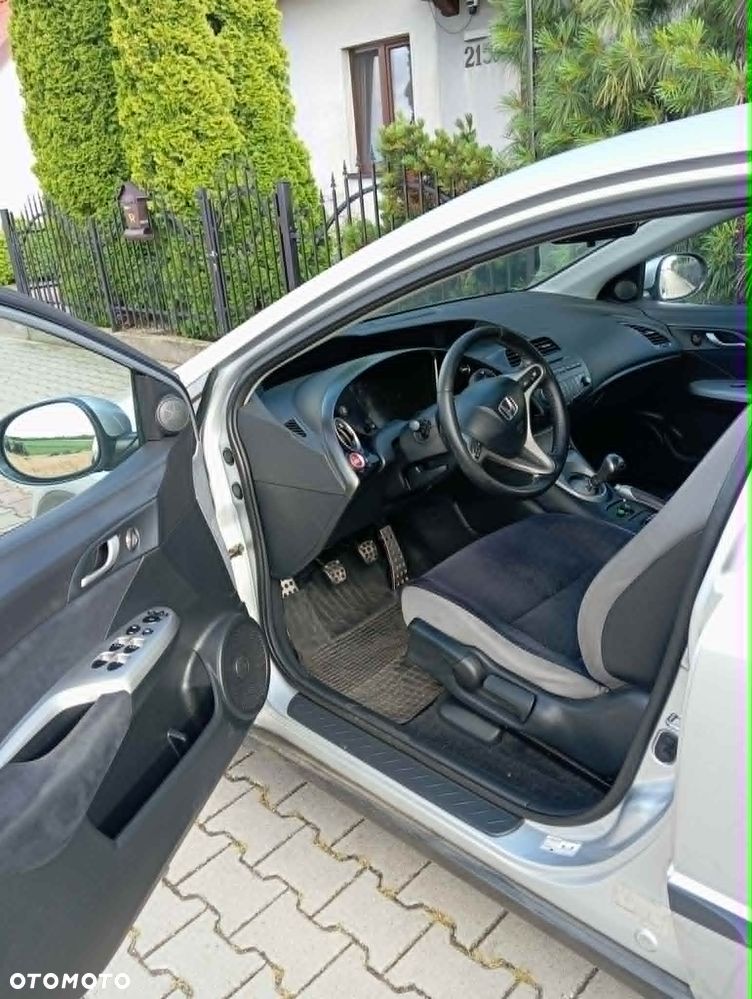 Honda Civic - 9