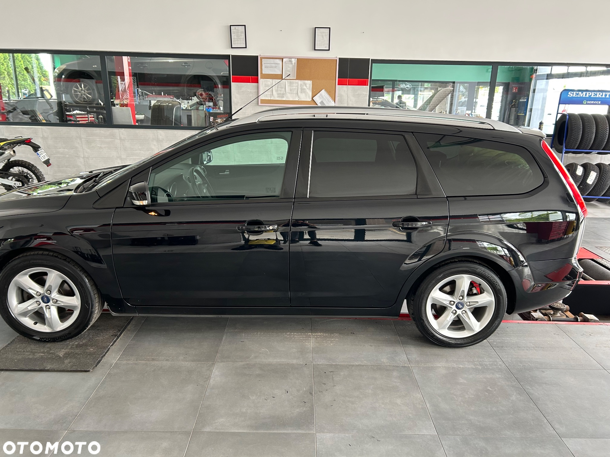 Ford Focus 1.6 TDCi ECOnetic 88g Start-Stopp-System Titanium - 4