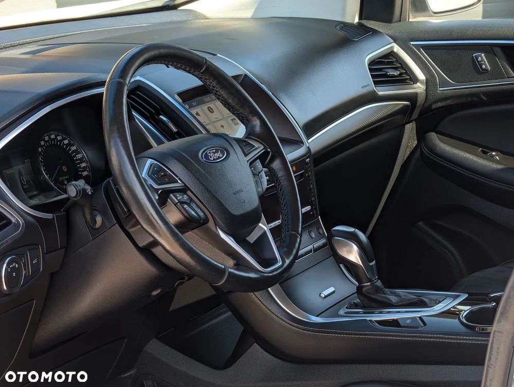 Ford Edge 2.0 TDCi Bi-Turbo 4x4 ST-LINE - 26
