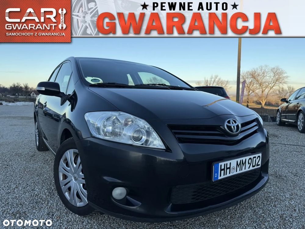 Toyota Auris - 1