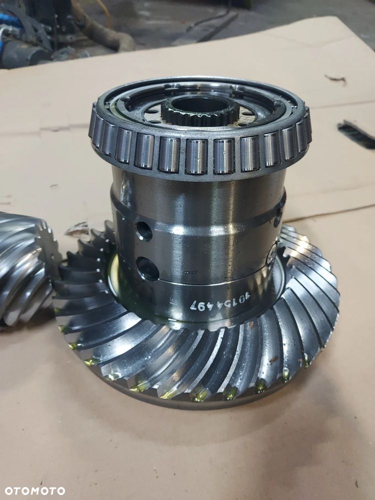 Most przedni dyfer napęd dyferencjał 0145959 CIĄGNIK VALTRA Q305S 2024R - 7