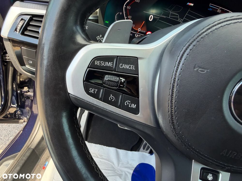 BMW Seria 5 520d xDrive MHEV M Sport sport - 27