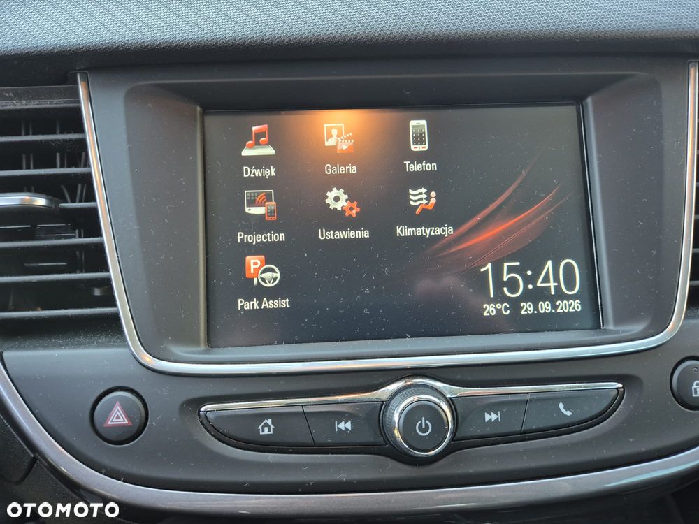 Opel Crossland X - 16