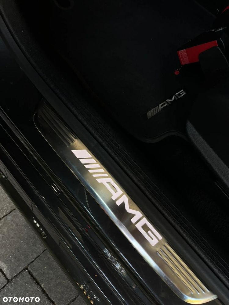 Mercedes-Benz AMG GT 43 4-Matic+ - 12