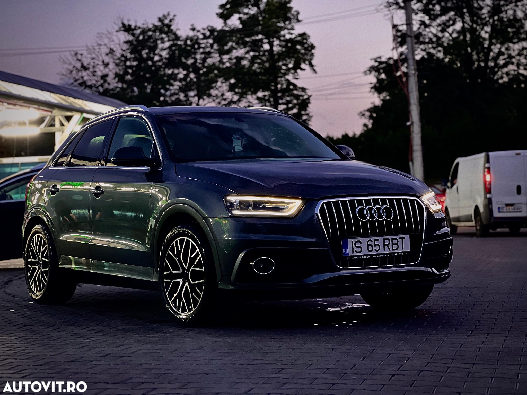 Audi Q3 2.0 TDI - 13