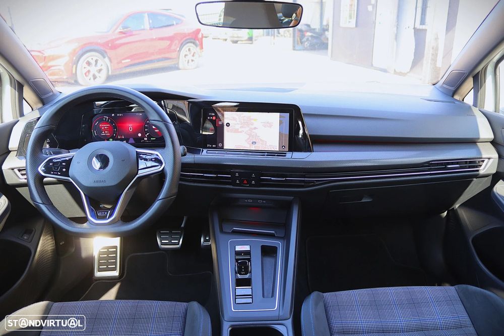 VW Golf - 5