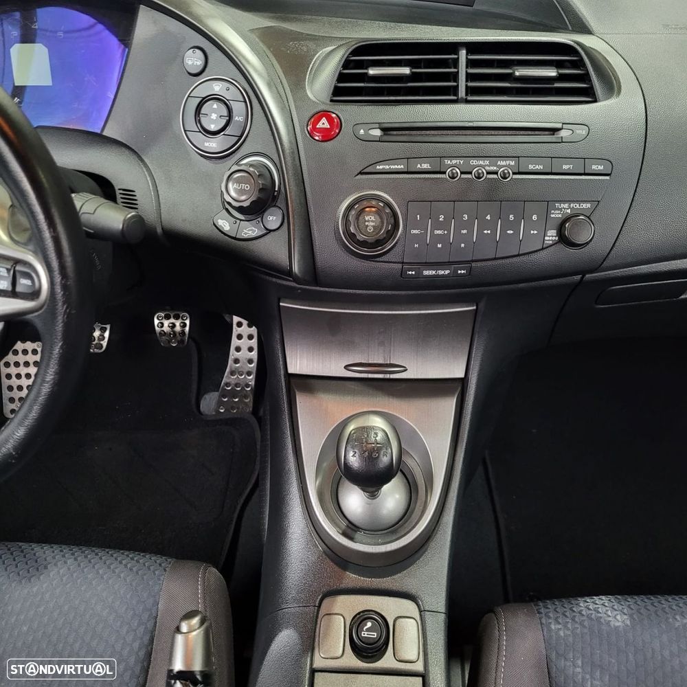 Honda Civic 1.4 i-VTEC Elegance - 12