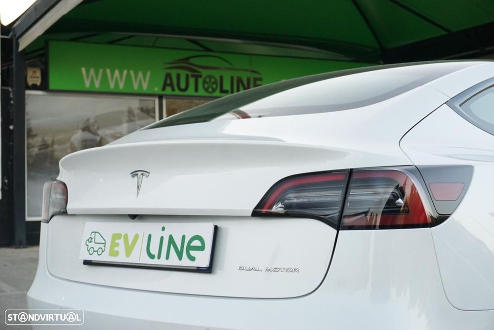 Tesla Model 3 Long Range AWD Dual Motor - 41