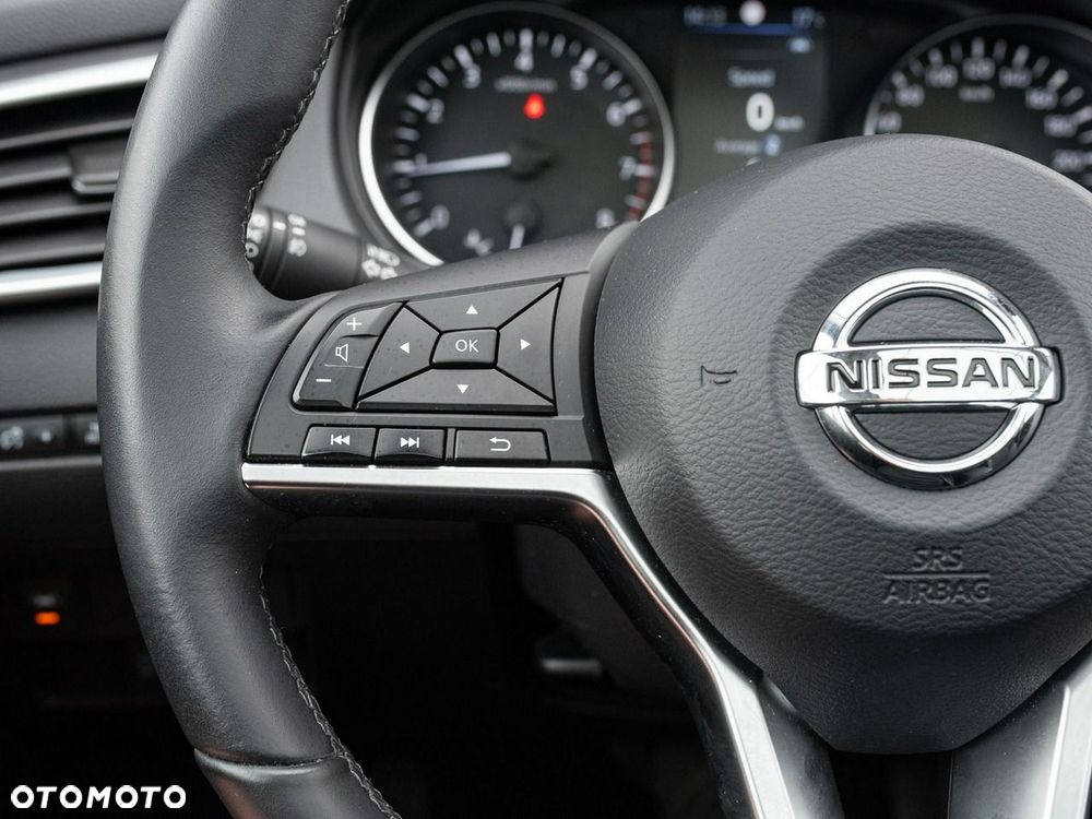 Nissan Qashqai 1.3 DIG-T N-Connecta DCT - 14
