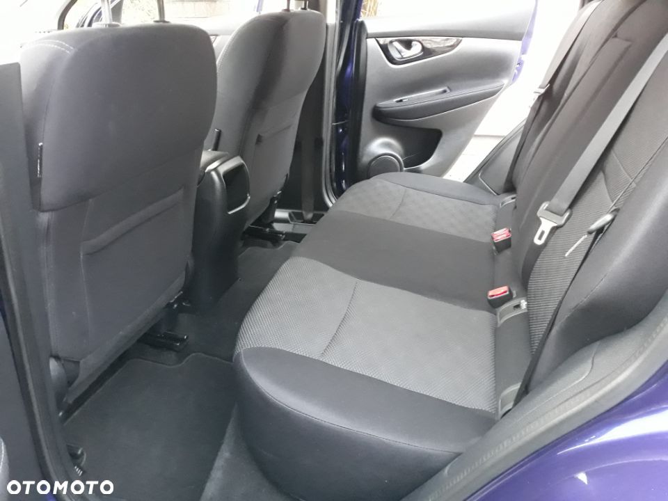 Nissan Qashqai 1.6 DIG-T N-Connecta - 16