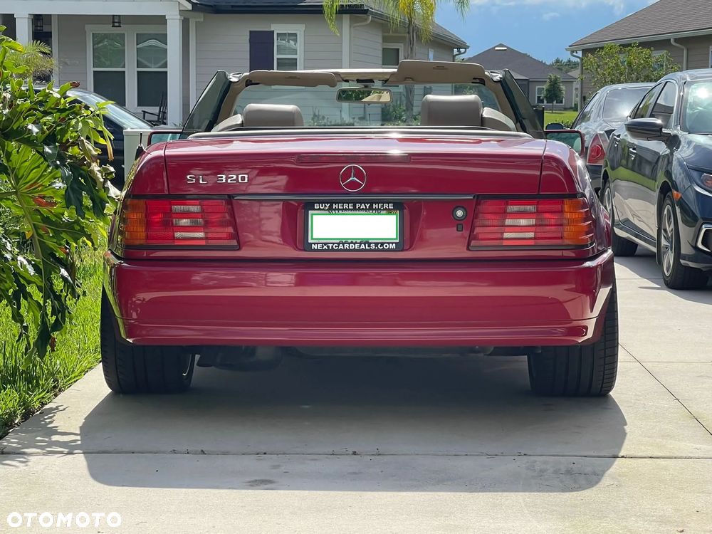 Mercedes-Benz SL 320 - 20