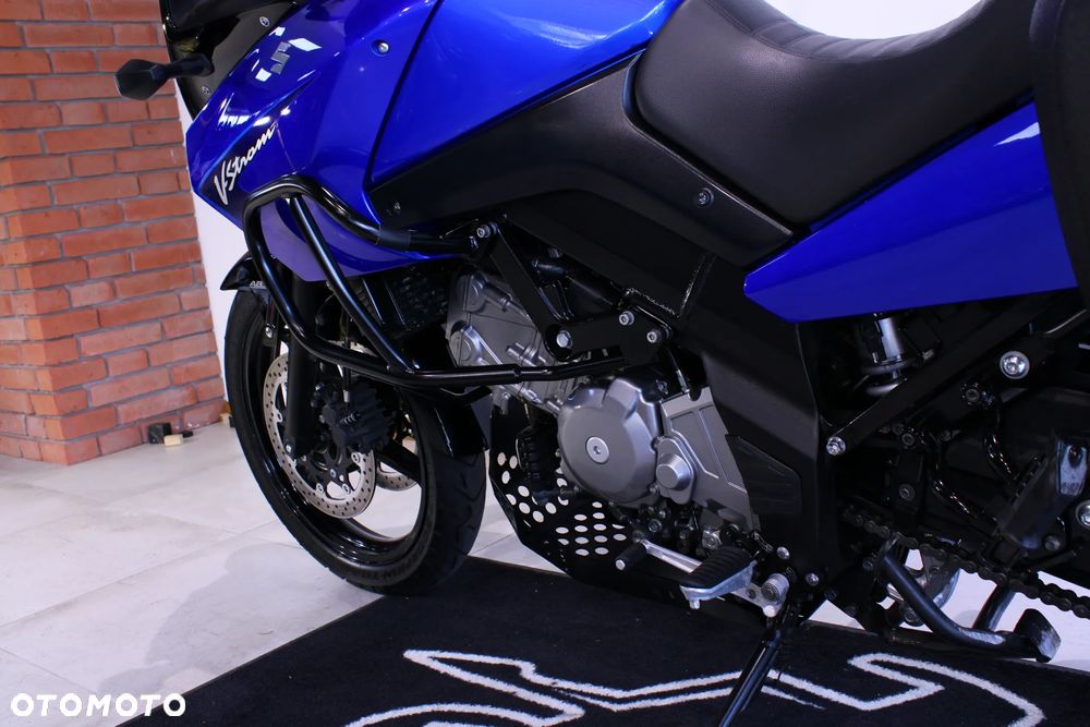 Suzuki DL - 32