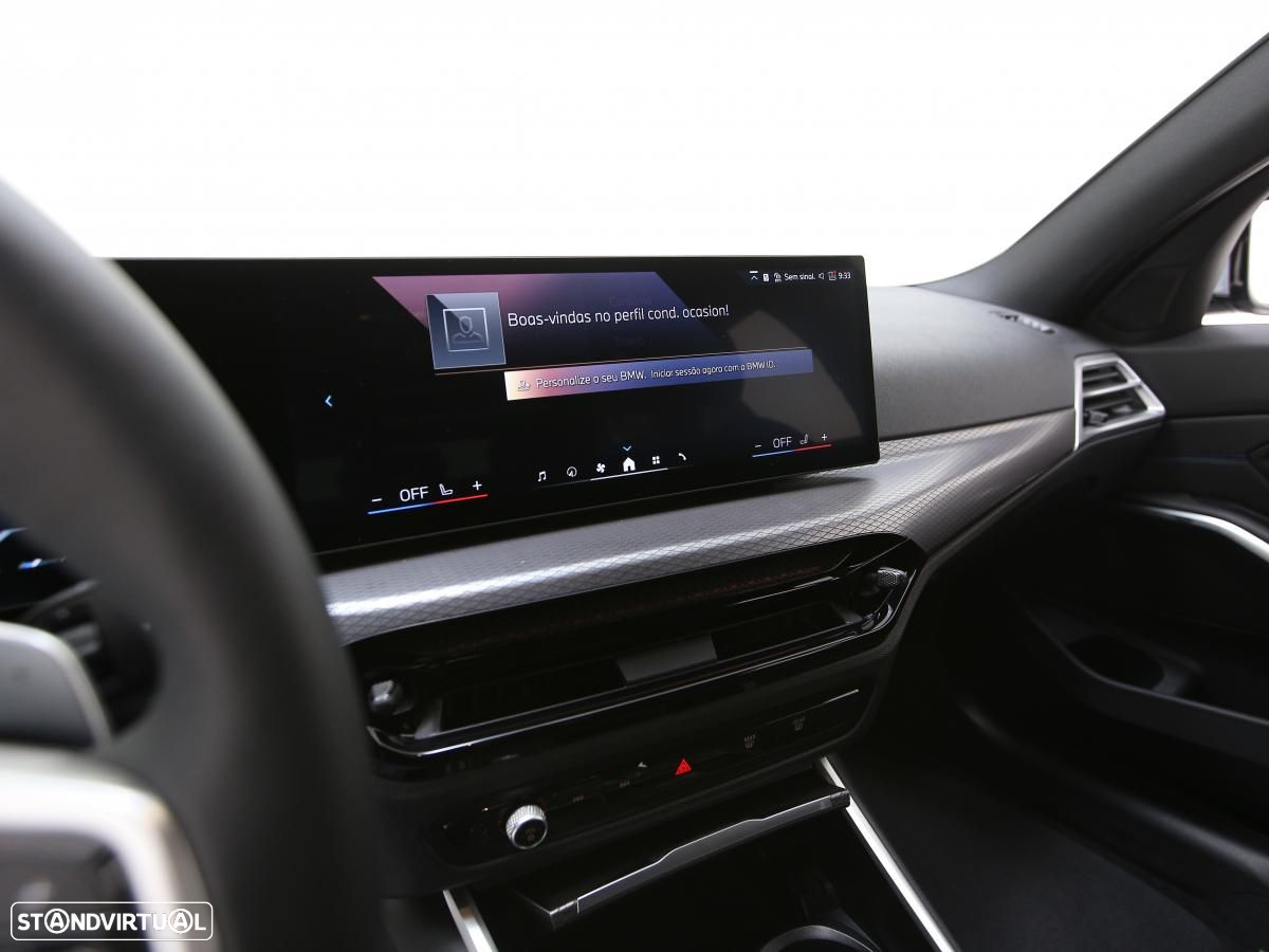 BMW 330 i Touring xDrive Aut. - 26