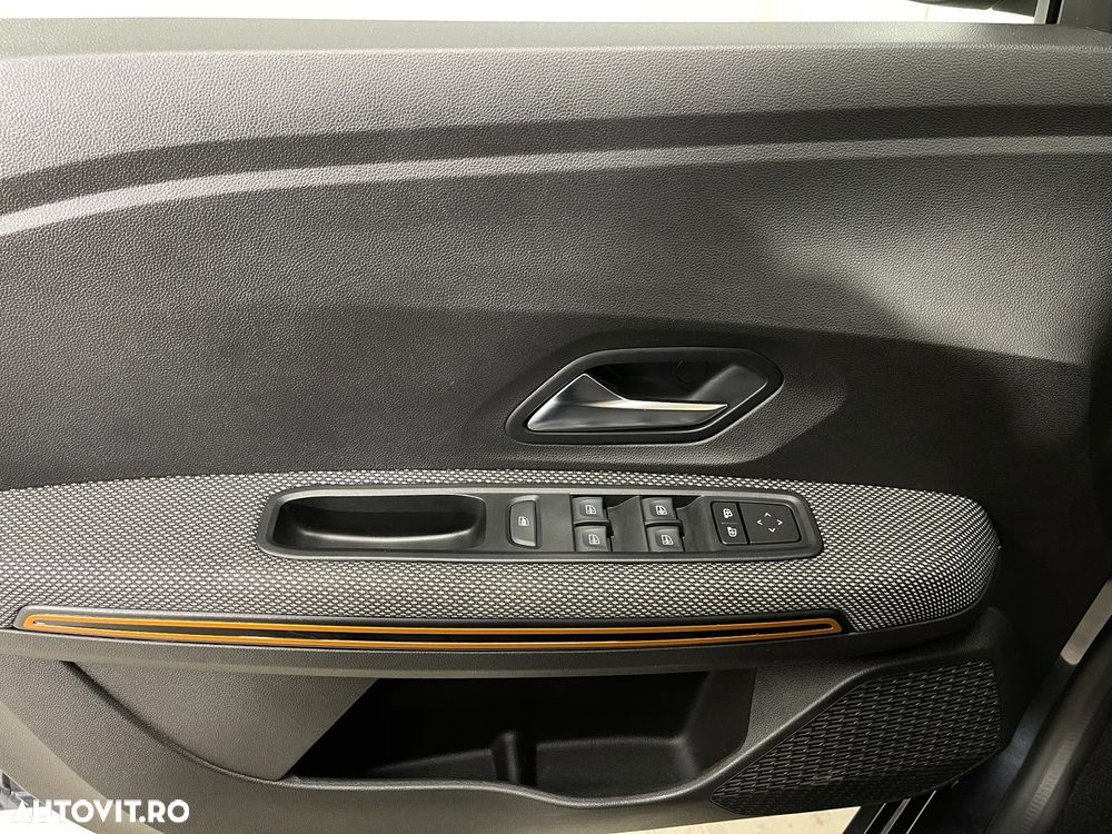 Dacia Sandero Stepway TCe 90 MT6 Comfort - 19