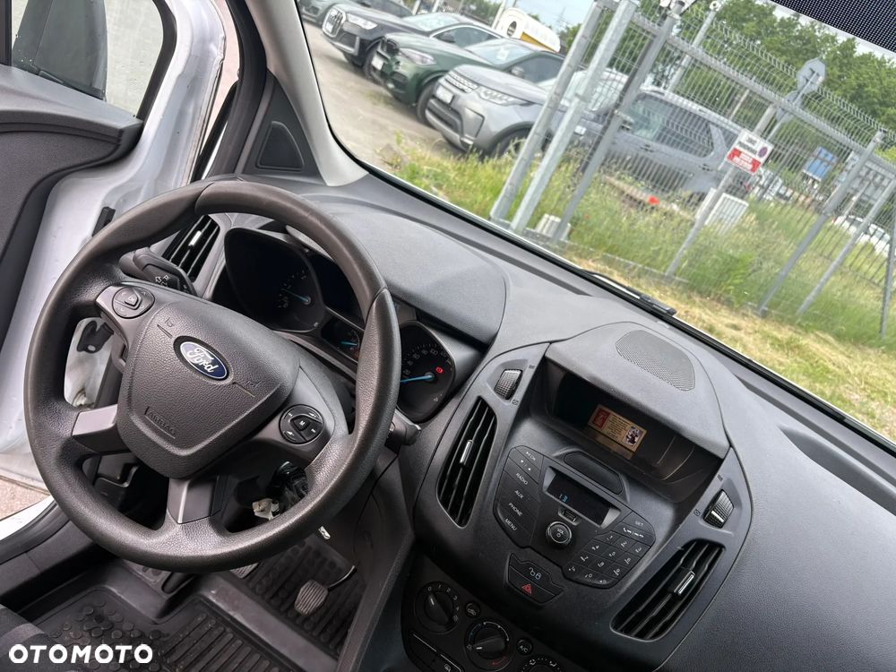 Ford Transit Connect - 14