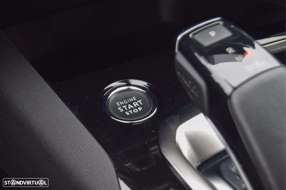 Peugeot 3008 1.6 Hybrid GT e-EAT8 - 26
