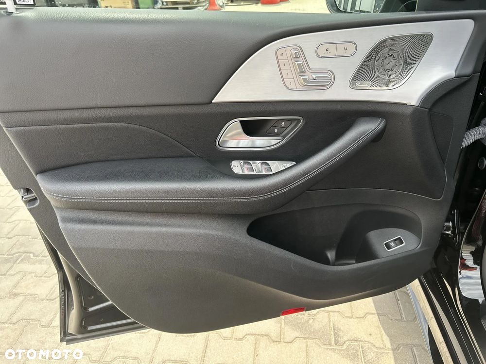 Mercedes-Benz GLE 300 d 4-Matic - 10