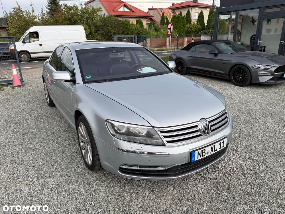 Volkswagen Phaeton 4.2 V8 4MOTION Automatik (5 Sitzer) - 4