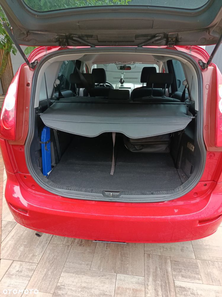 Mazda 5 - 6
