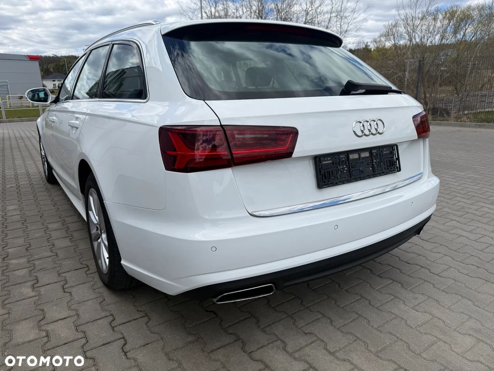Audi A6 Avant 2.0 TDI Ultra S tronic - 32