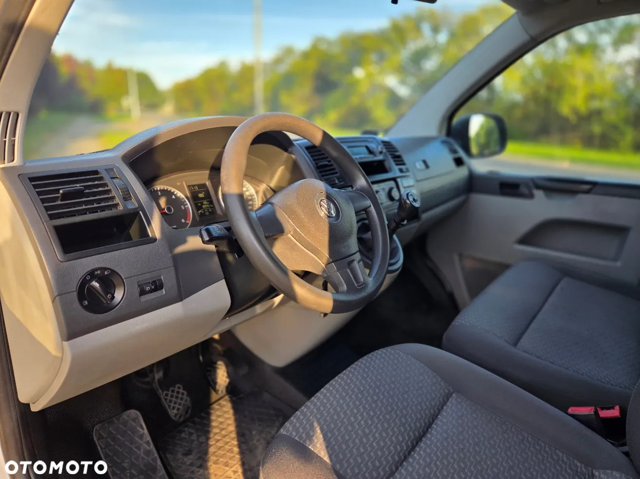 Volkswagen T5 - 2