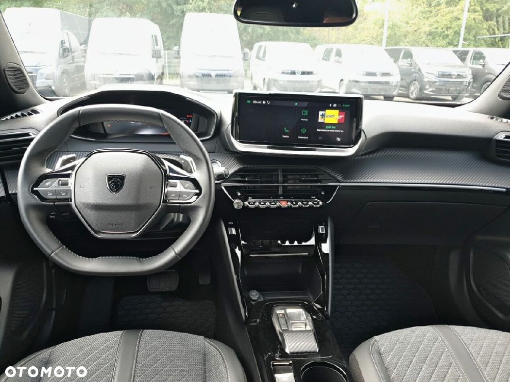 Peugeot 2008 1.2 PureTech Allure S&S EAT8 - 8