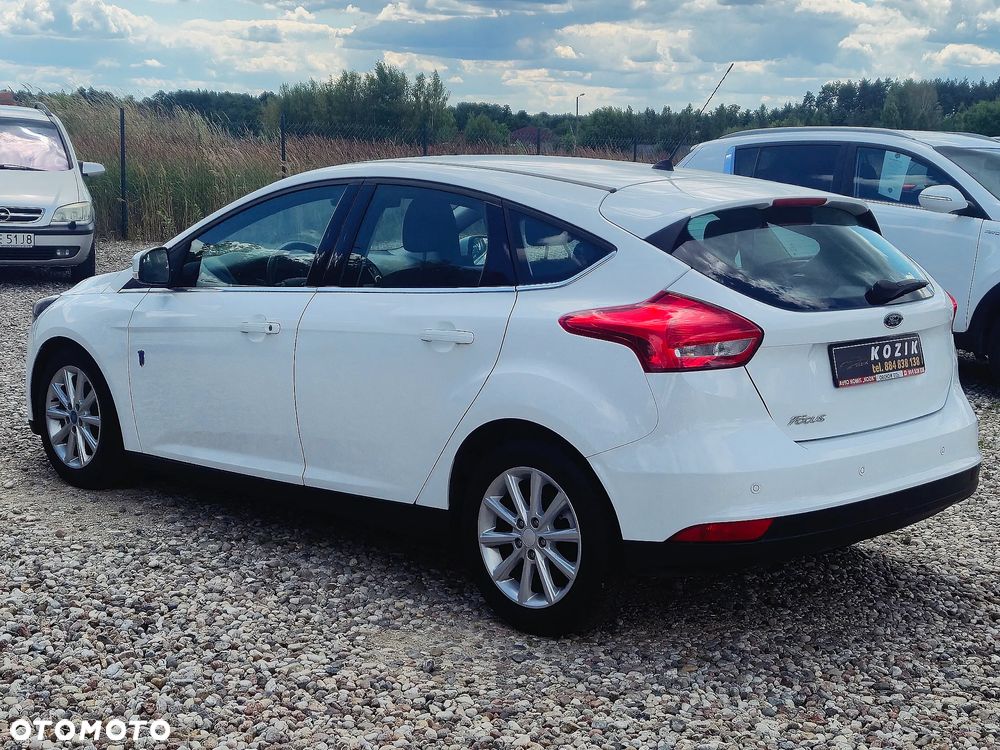 Ford Focus - 17