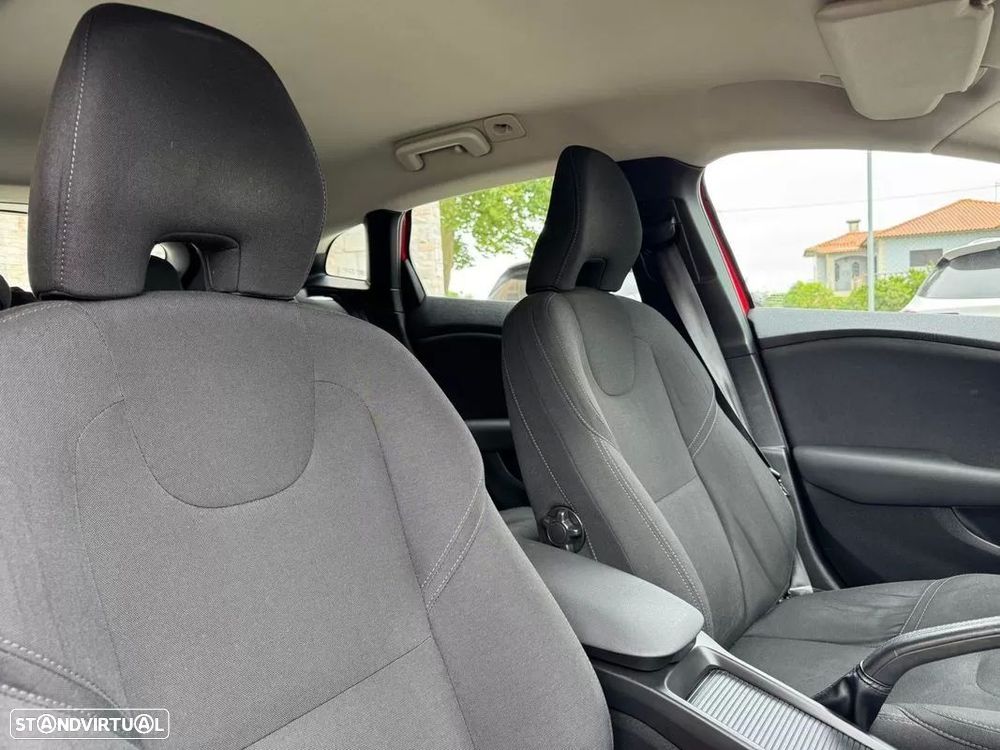 Volvo V40 2.0 D2 Momentum - 14