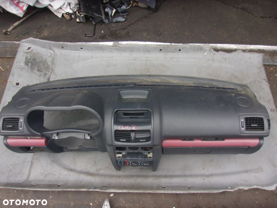 DESKA ROZDZIELCZA RENAULT CLIO 2 - 1