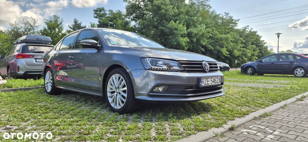 Volkswagen Jetta 1.4 TSI BMT Highline - 2