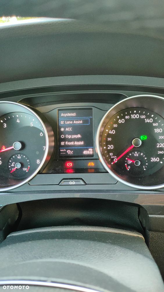 Volkswagen Tiguan - 26
