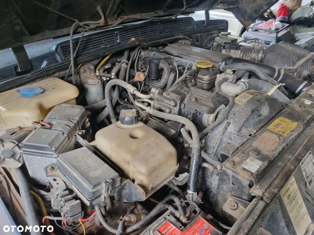 Land Rover Range Rover - 25