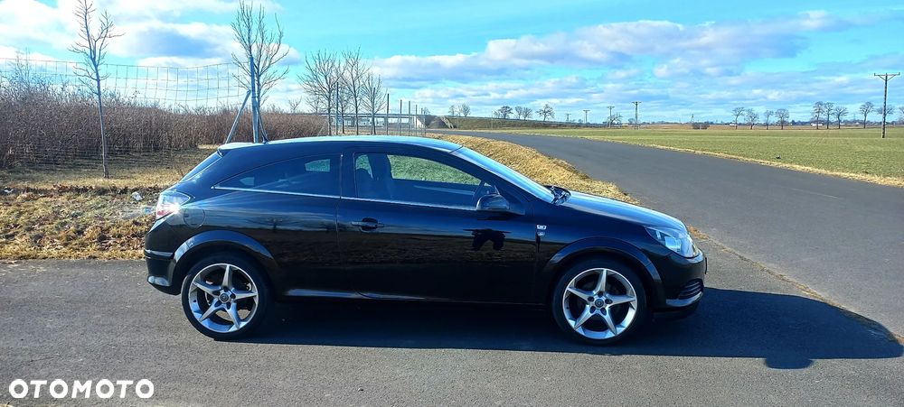 Opel Astra 1.6 Edition 111 Jahre - 1