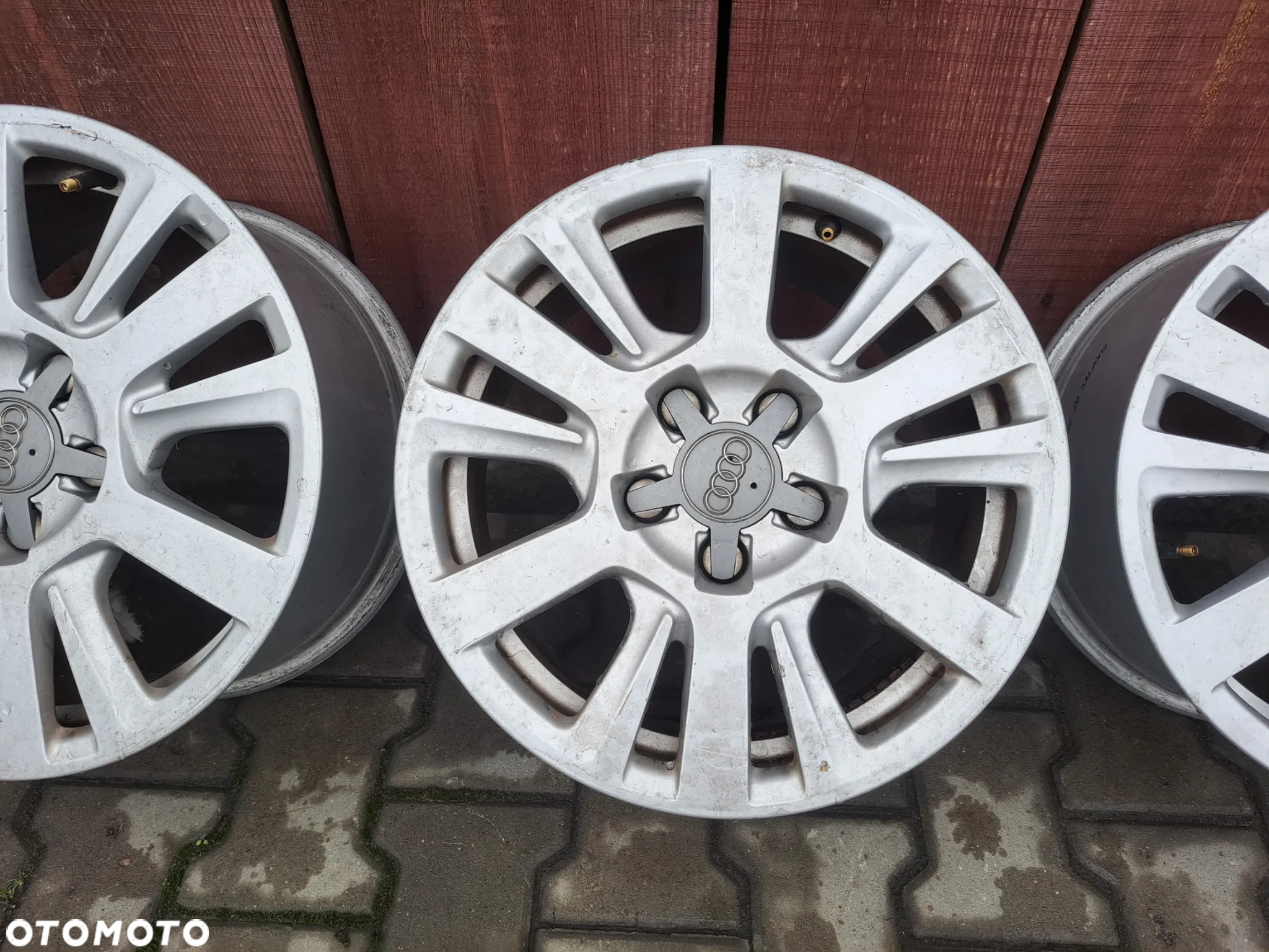 Felgi aluminiowe AUDI 7J/16" 5x112 ET42 55mm - 5