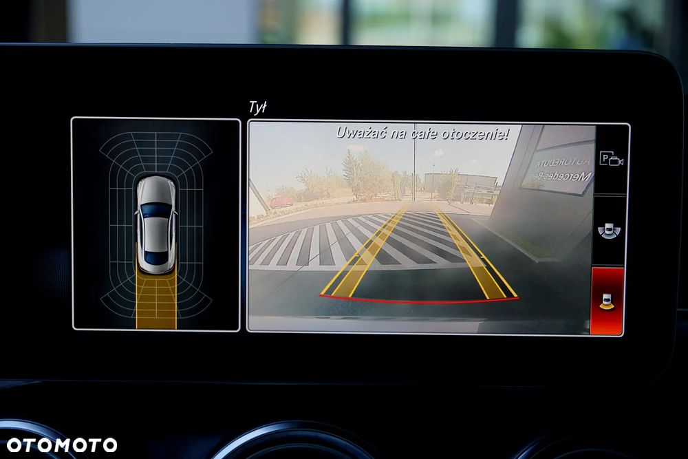 Mercedes-Benz Klasa C 300 9G-TRONIC - 33