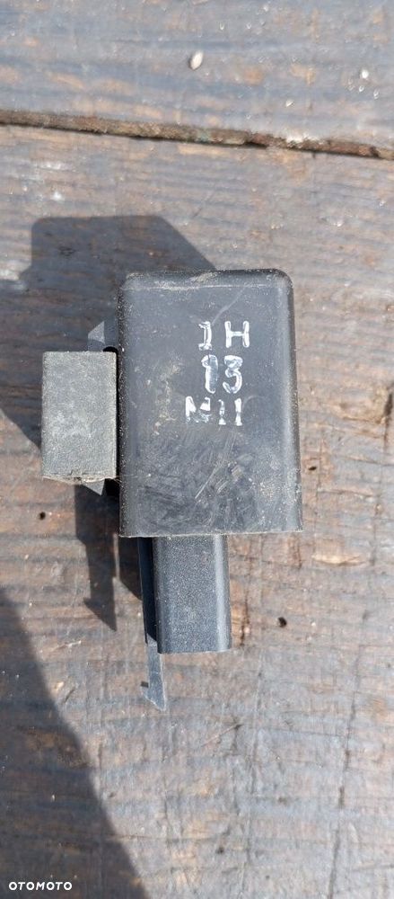 Kawasaki EL 125 Eliminator BN 125 oryginalny przerywacz kierunkowskazów migaczy przekaźnik - 4